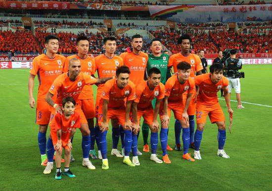 中超联赛第18轮 山东鲁能泰山主场3-1战胜河北华夏幸福