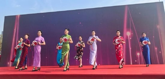 老年模特秀《银龄风华》