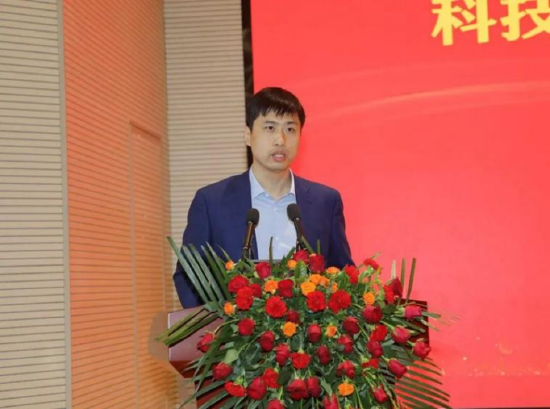 承建单位信息产业电子第十一设计研究院科技工程股份有限公司赵远远致辞
