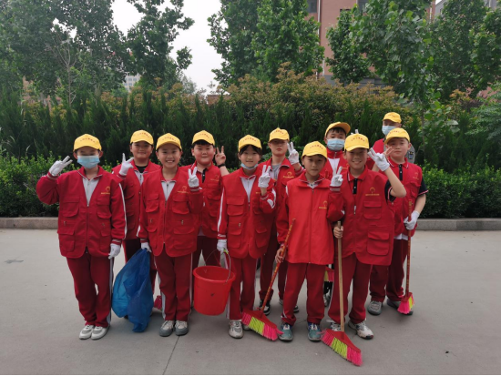 迎接创卫 红领巾在行动--菏泽市巨野县站前小学开展红领巾志愿服务活动