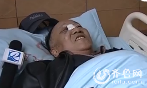 醫生表示,劉大爺傷得很嚴重:眼眶壁骨折,如果對方力量再大一些,可能出現眼球破裂