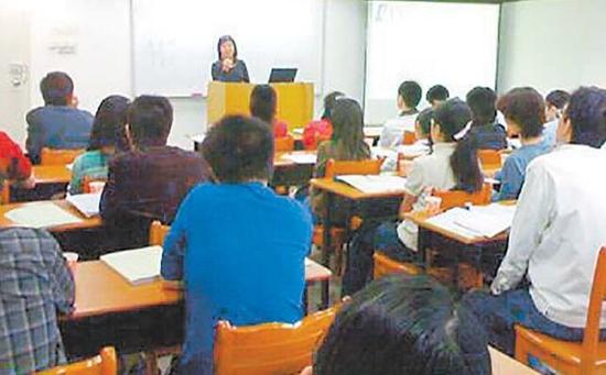 收入证明_英国大学生收入