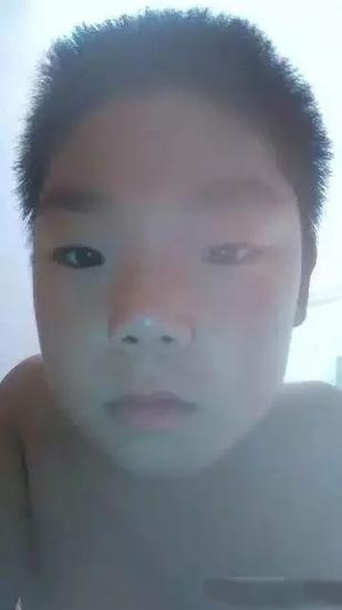 圖為鄭高飛今年夏天的照片