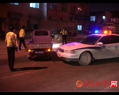 醉驾撞警车