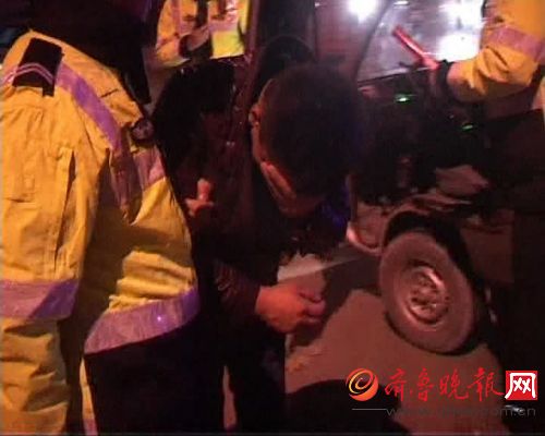 醉駕撞警車