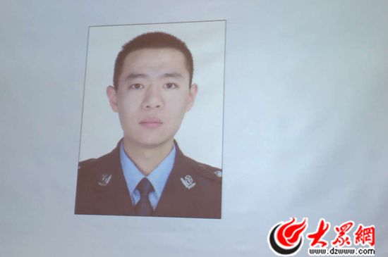 負傷民警姚鵬