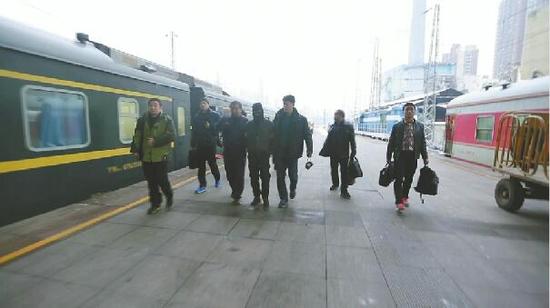 2015年濟南警方將其抓回