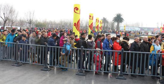 济南方特东方神画掀起冬季旅游热潮_新浪山东_新浪网