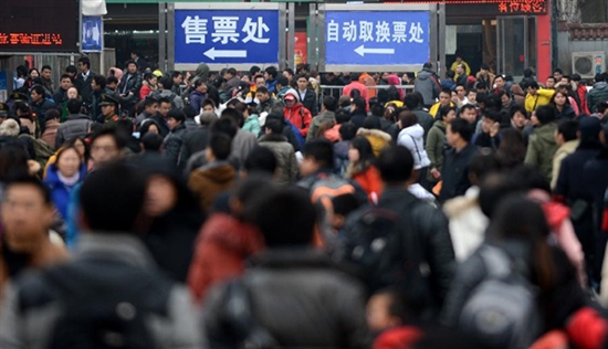 今天全國多地鐵路“爆棚”
