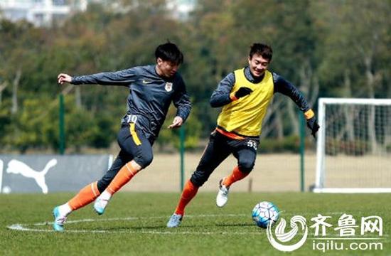 球队在上海进行集训期间最后一练