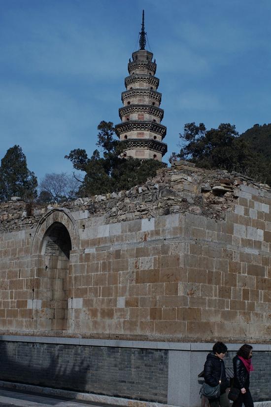 灵岩寺辟支塔