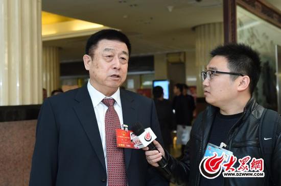全国人大代表、西王集团董事长王勇接受大众网记者采访