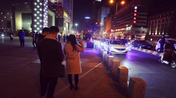 威朗GS巡游济南 市民体验新一代顺风车_济南