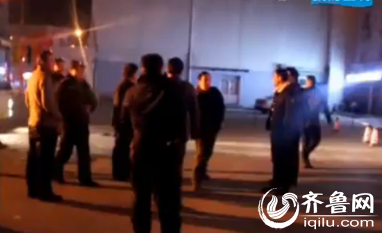2月29号深夜，警方锁定嫌疑人所在的滨州市滨城区某旅馆（视频截图）