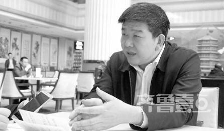 山东教育厅副厅长张志勇谈山东2016年教育工作重点。（齐鲁壹点记者 周国芳 摄）