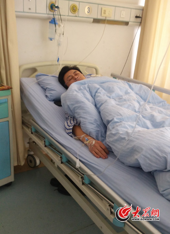 交警王勇被王勇夫婦毆打，致使右側(cè)3根肋骨骨折。