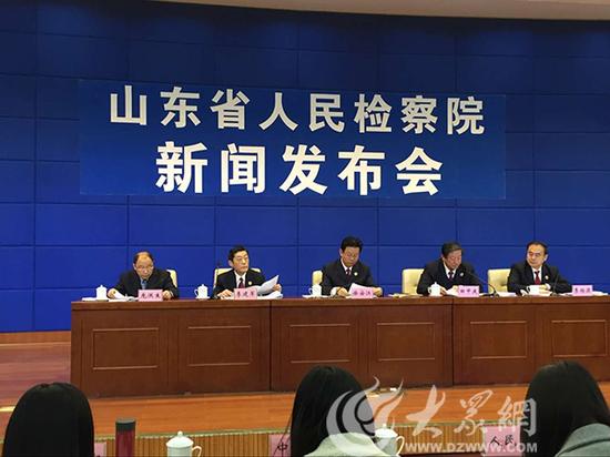 3月23日，山東省人民檢察院就深入開展檢察官聯(lián)系大項目工作情況召開新聞發(fā)布會。