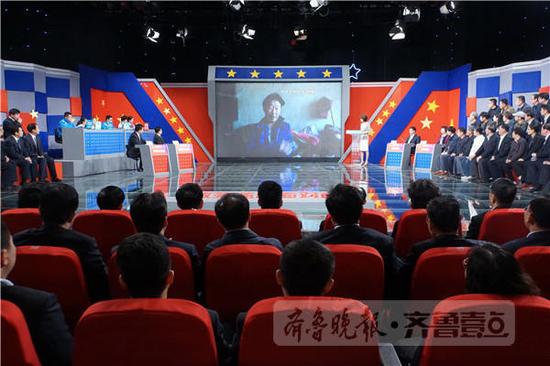 (問政現(xiàn)場 圖片來自濟(jì)南市政府網(wǎng))