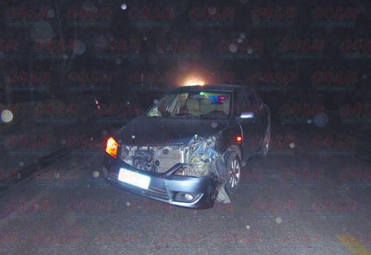 程某等作案时驾驶的车辆发生交通事故被撞坏。（警方供图）