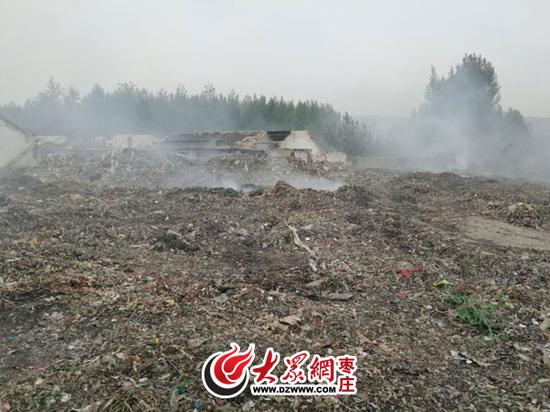 垃圾堆內垃圾已被打碎
