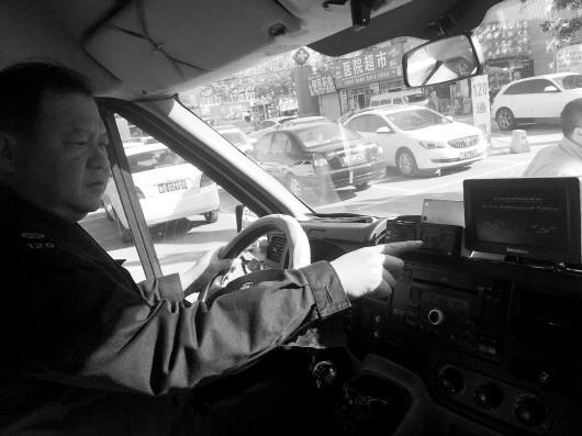 和出租車計費方式一樣,膠州救護車也有“起步價”。