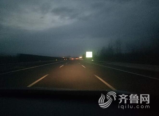 經過四個多小時的奔波,藥物從青島送到濟南。