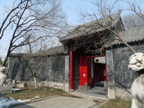 大明湖老景區(qū)(資料圖)