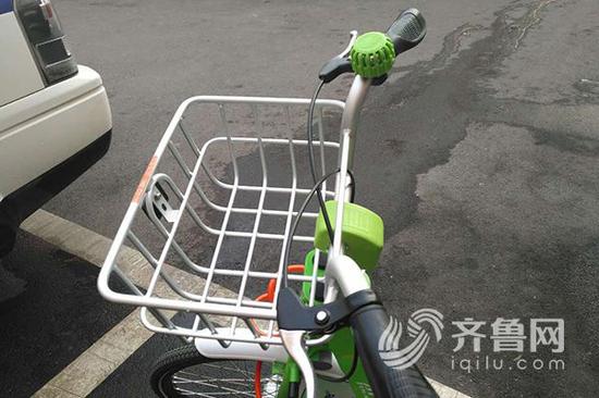 车筐可以装5斤的杂物