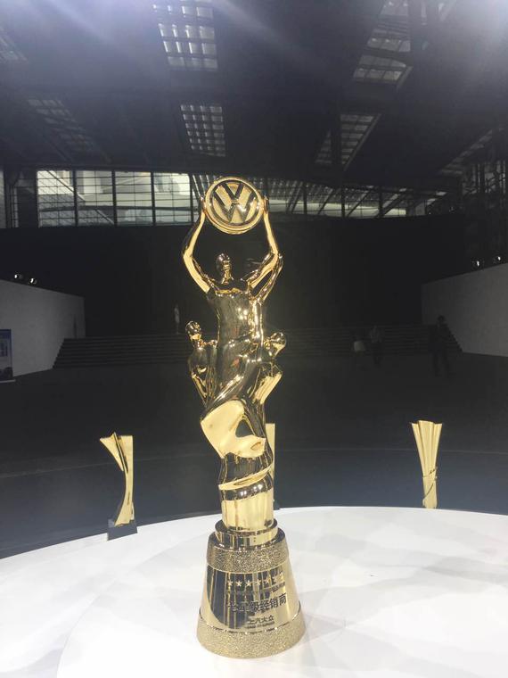 润华上汽大众 力挽狂澜 勇夺七星_济南汽车网