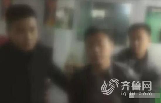 劫匪被抓捕現場
