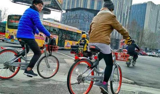 有點(diǎn)位約三成單車，被違規(guī)停進(jìn)小區(qū)