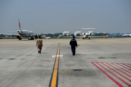 2016年全市規上航空運輸業企業實現營業收入26.28億元