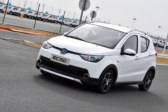 北汽新能源力掀山东电动汽车普及风暴_济南