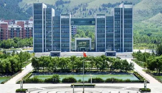 美丽的山东师范大学校园