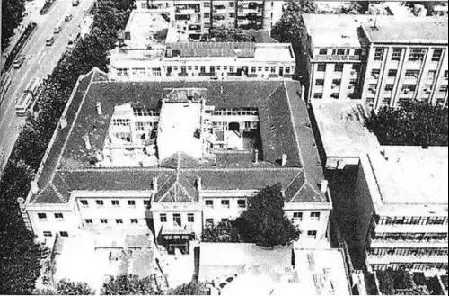 上世纪90年代被拆除的铭新池老照片(图片来源于网络)
