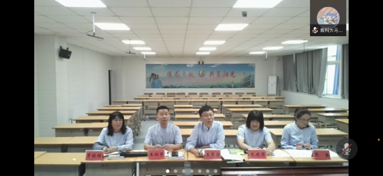 日照港中学备课团队展示八年级二单元备课情况