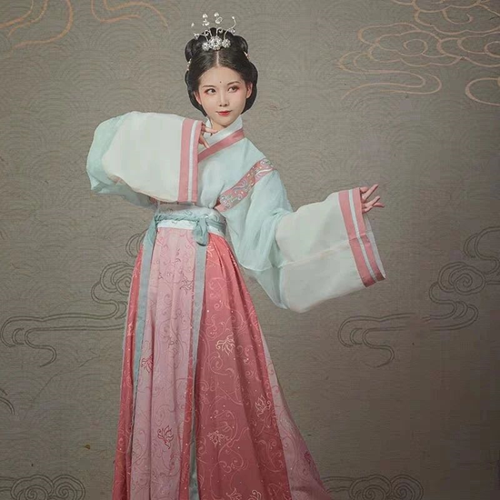汉服婚礼全天穿搭图片,汉服婚礼流程
