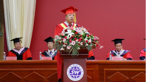 “向心而动 向梦而行 向阳而生”山东外事职业大学校长孙承武寄语2023届毕业生