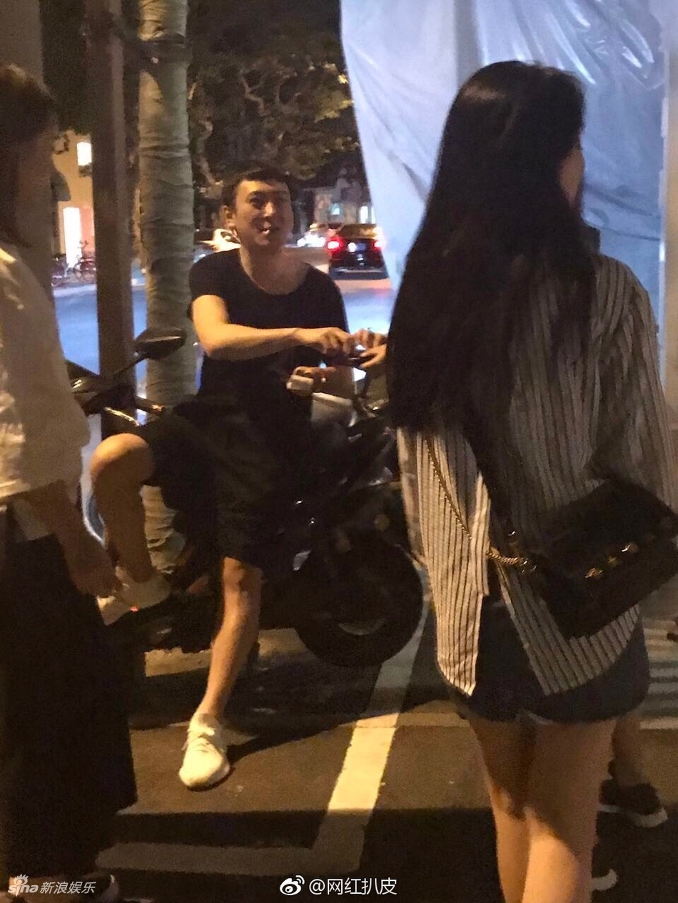 男款硅胶磨砂8se王思聪同款价格质量 哪个牌子比较好