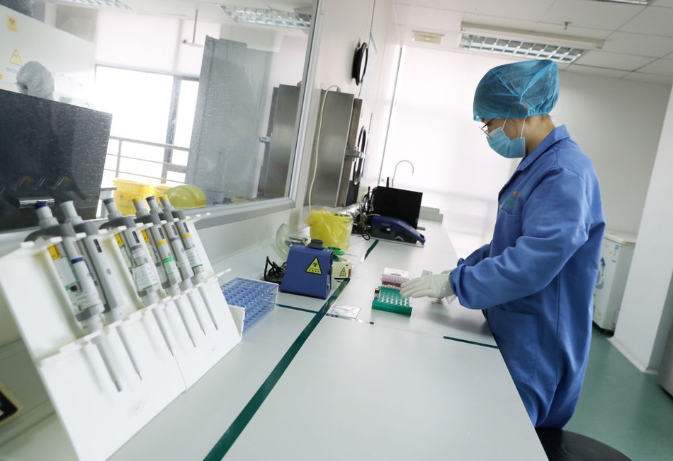 上海艾滋病人口_艾滋病症状图片