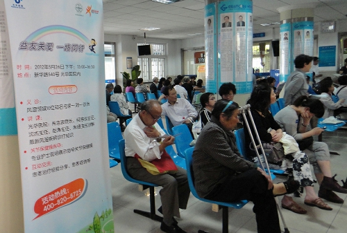 长宁市场监管局抽查医院特种设备安全