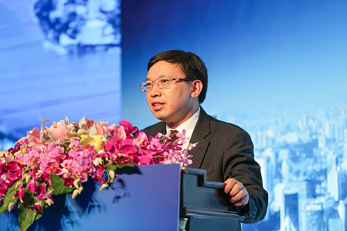 主旨演讲环节主持:上海证券交易所副总经理刘绍统
