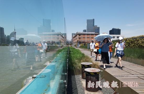 图说:滨江公共空间一段一特色