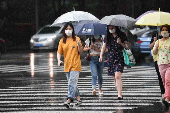 上海本周气温上窜下跳周四升至20℃以上 清明节前天天雨