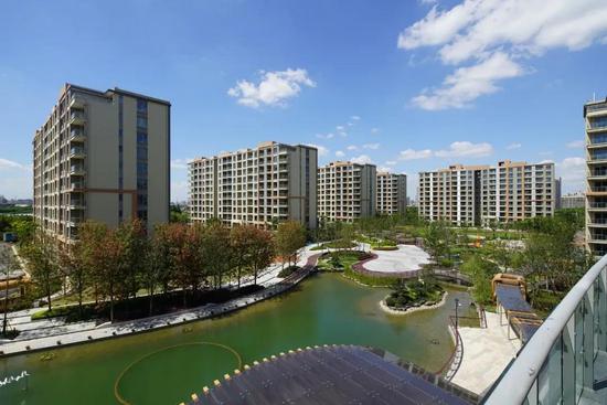 开阔雅致的水韵园景