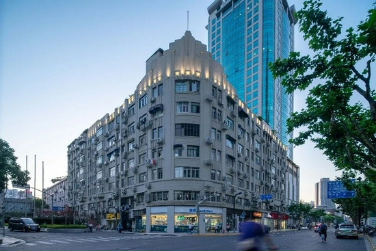 大桥大楼