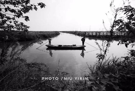 2010年11月5日拍摄,即将开工建设的上海国际旅游度假区。(摄影 钮一新)