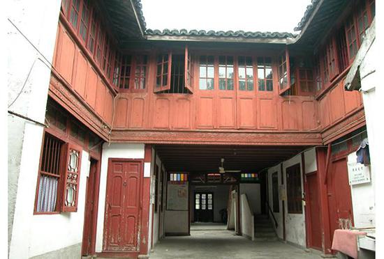 西街8号的周家宅院（也称何家宅院）为清光绪年间始建。 闵行区 供图