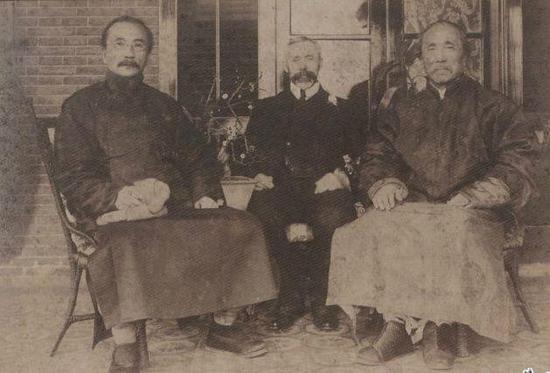 清廷大员唐绍仪与伍廷芳