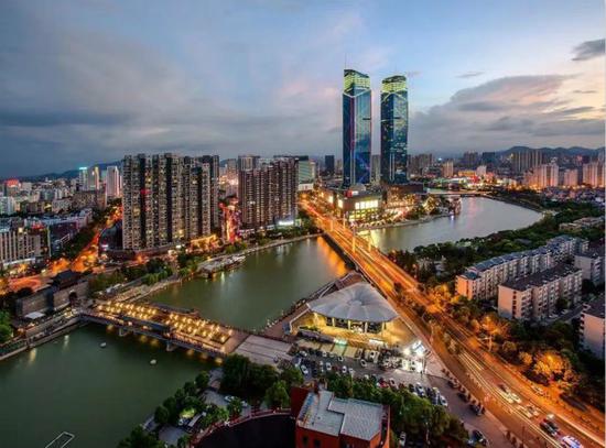图说:吴兴城景。吴轩 摄